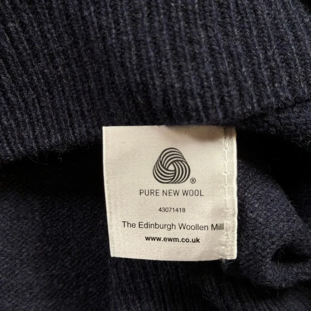 James Pringle Sweater Mens XXL Navy Blue Pure New Wool V-Neck Knit Pullover